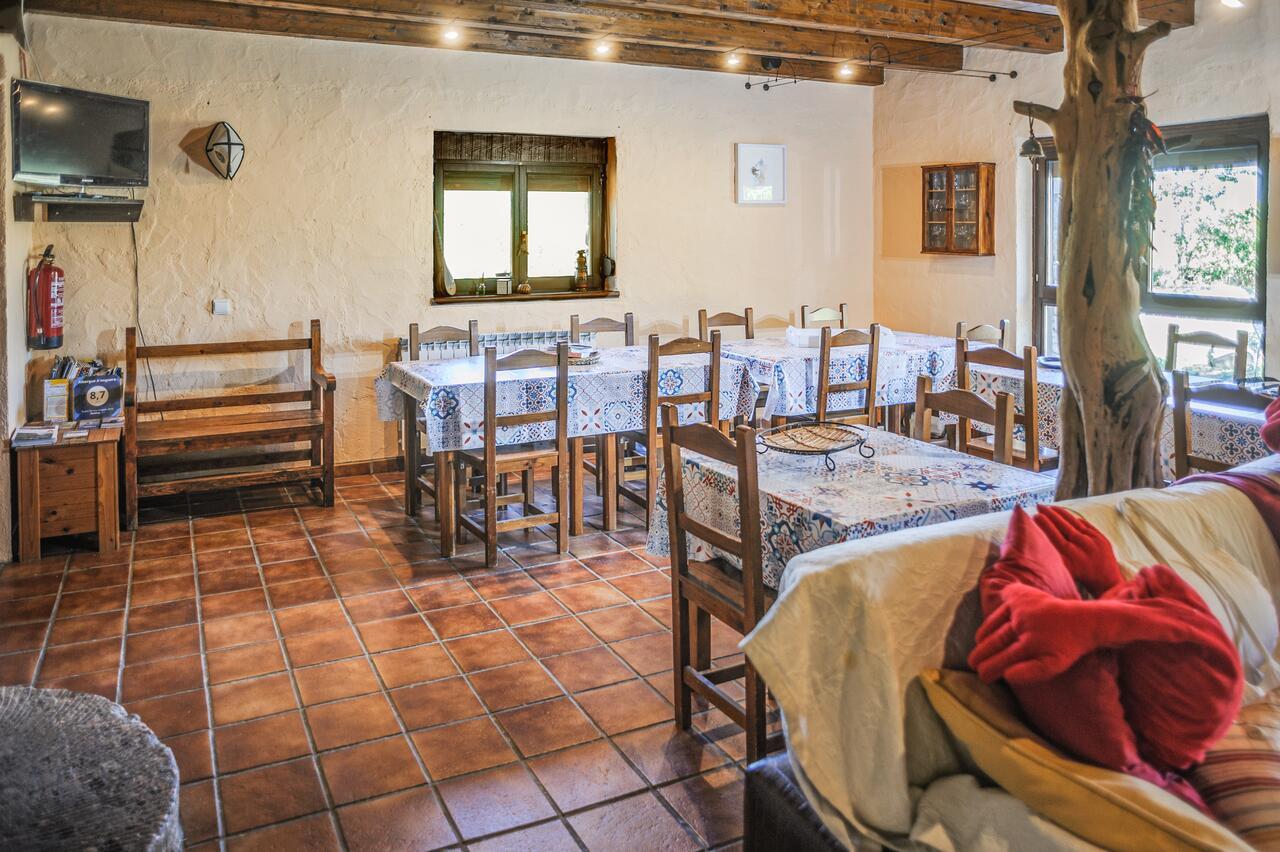 Albergue A'Noguera カスティエジョ・デ・ハカ エクステリア 写真